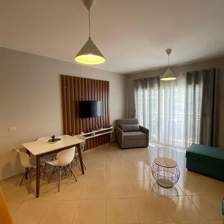 New Apartment!near Center * ساراندا